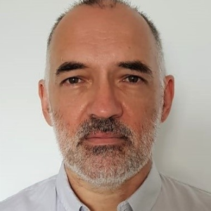 Dr. Fabio Esquenazi Dr. Fabio Esquenazi